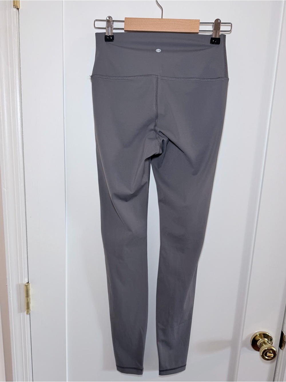 CRZ YOGA Hugged Feeling High-Waist Charcoal Gray Leggings 28” Inseam - Picture 5 of 6